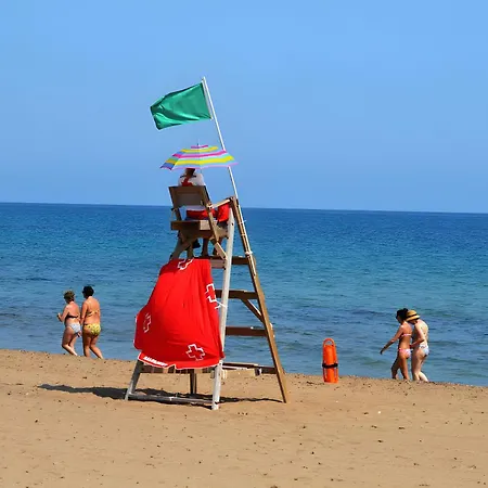 Marinas,vistas Frontales Playa *